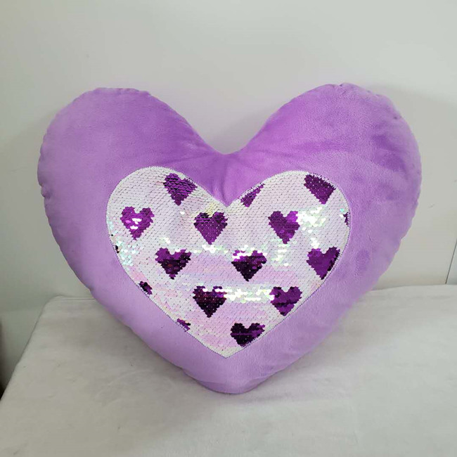 Shinning Pearl Heart Cushion